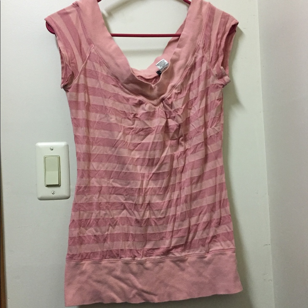 Striped deep v tee